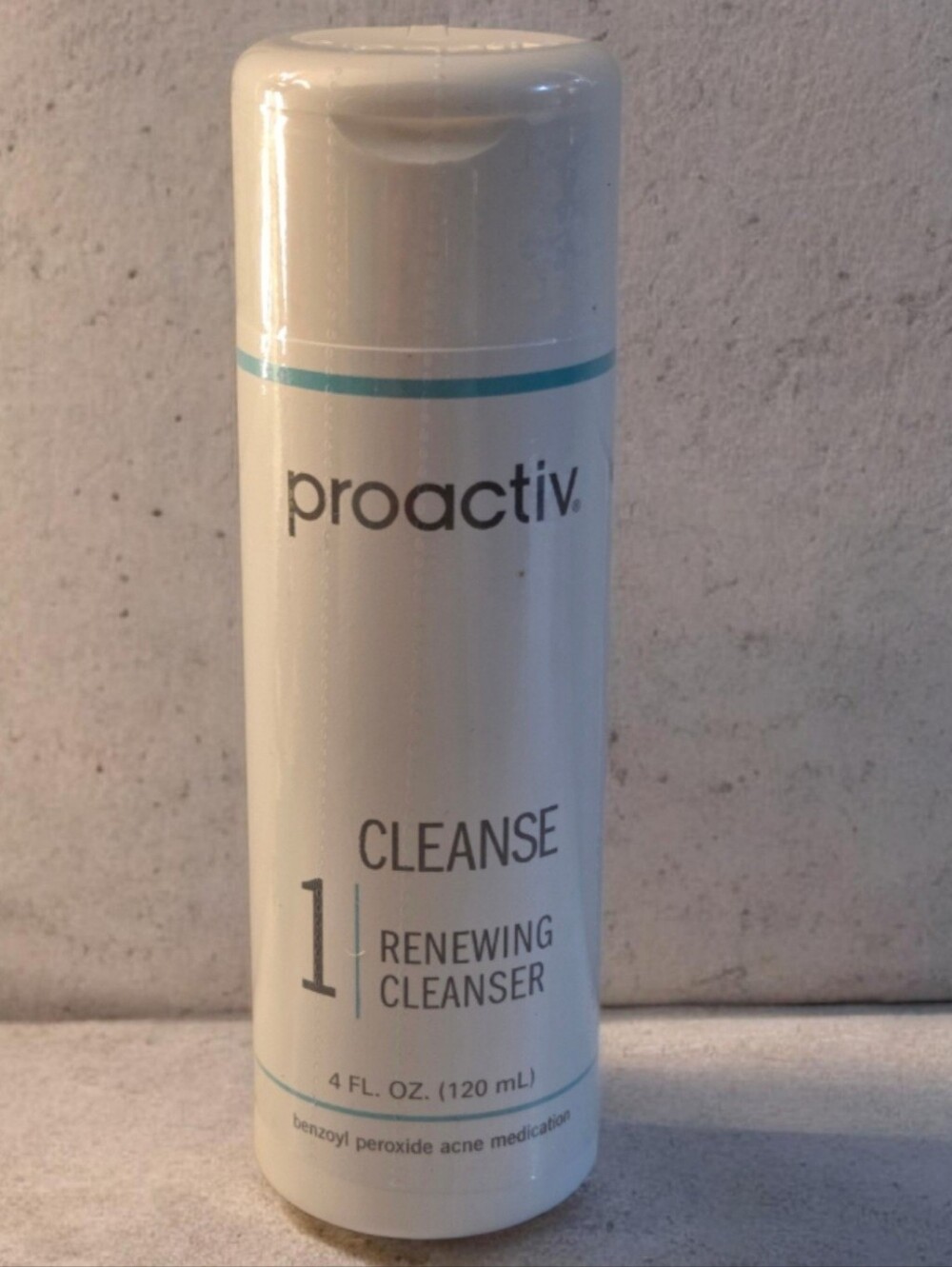 Proactiv Solution Renewing Cleanser 4oz New & Sealed #1 Cleanse